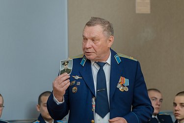 «В небе Оренбурга обрели мы крылья»